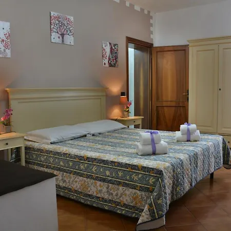 Paradiso Hotel Riparbella